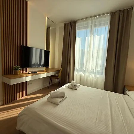 Waterfront Pearl Apartment *