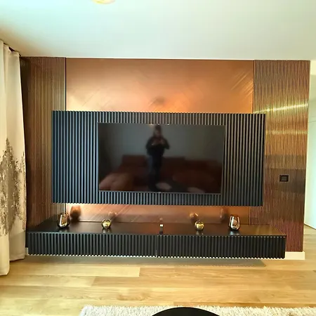 Waterfront Pearl Apartment Belgrade