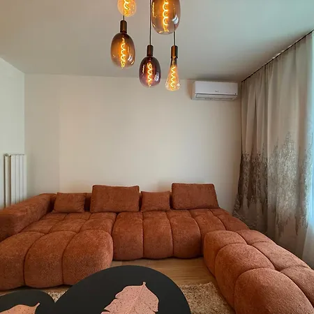 Waterfront Pearl Lejlighed