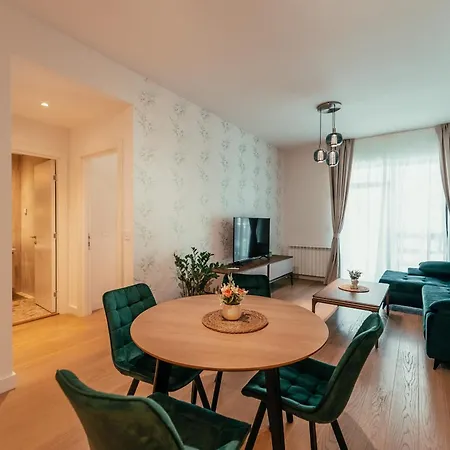 Waterfront Pearl Belgrad