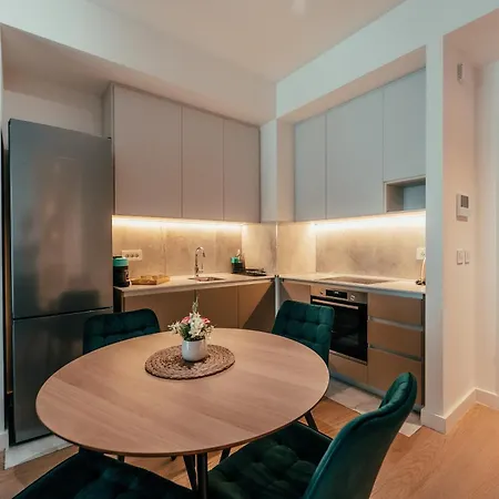 Waterfront Pearl Apartament