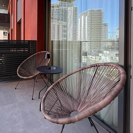 Waterfront Pearl Apartament *